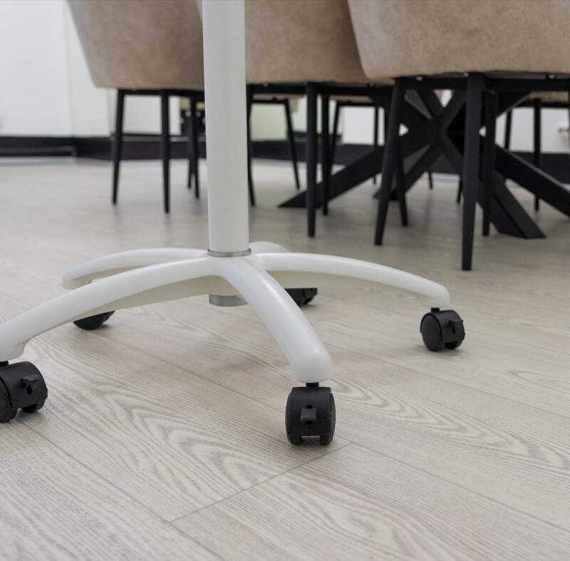 screenshot-5_800x800_eb8